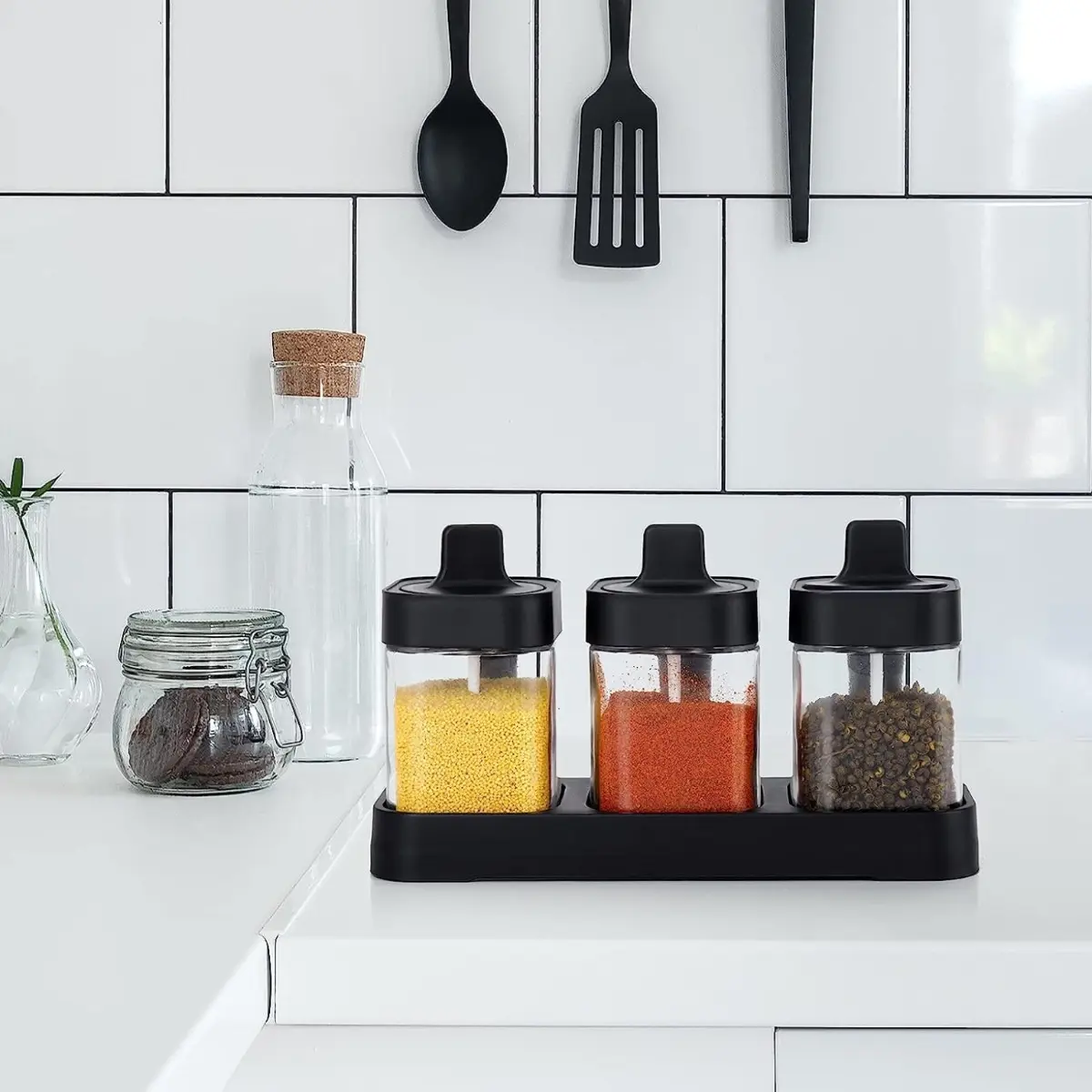 Set de 3 Condimenteros de Vidrio con Tapa y Base Organizadora - Especieros para Cocina